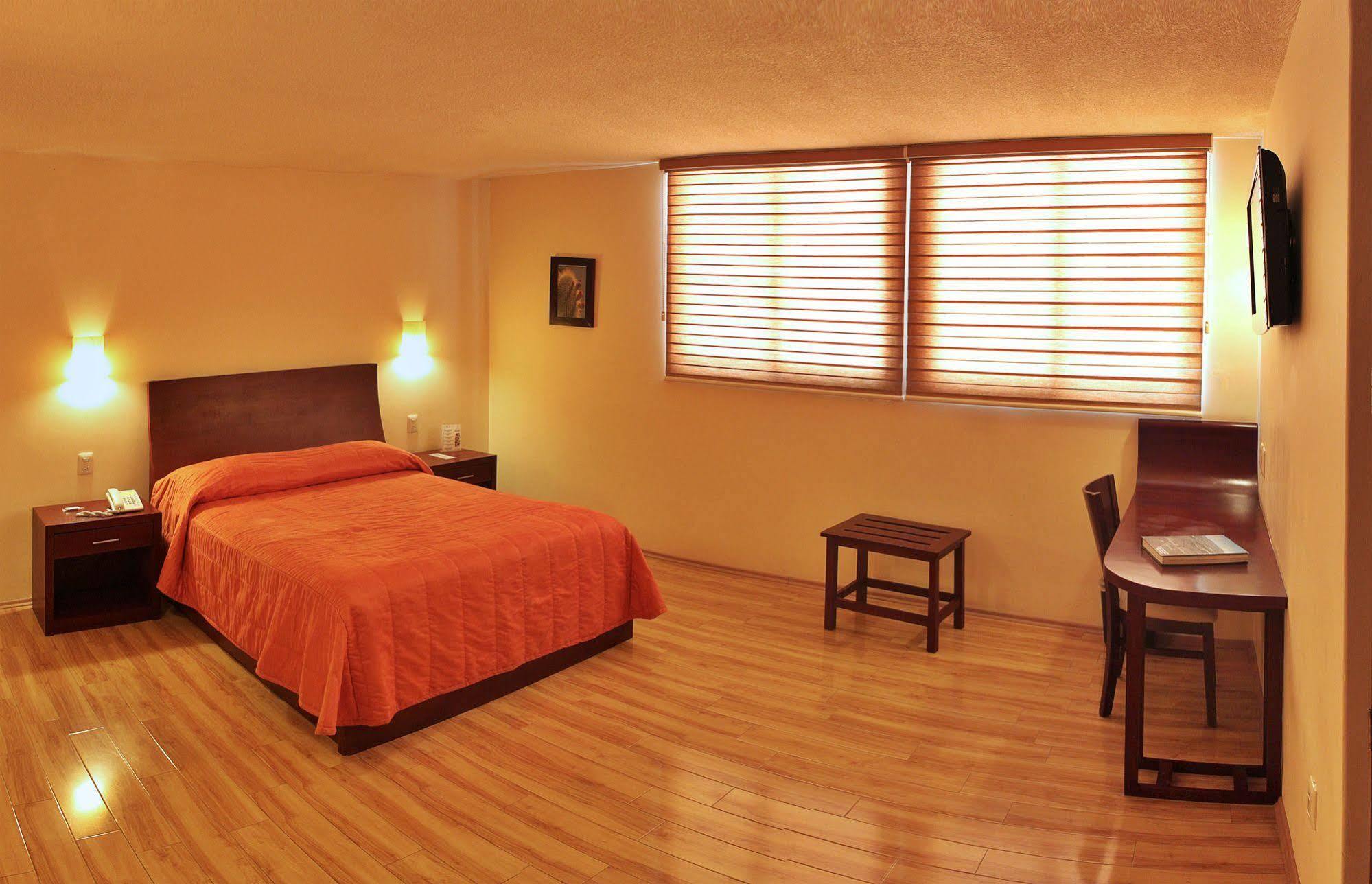Hotel Cr Tehuacán 외부 사진